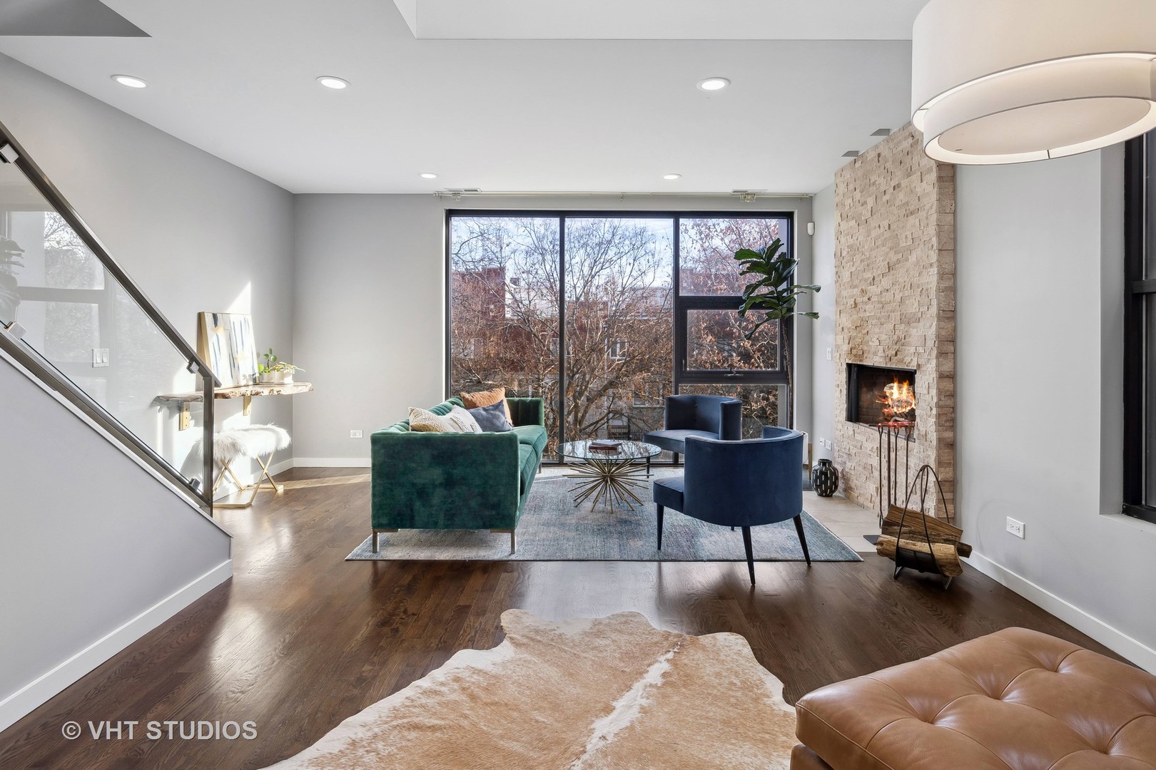 2320 N Hamilton Avenue Unit: 2