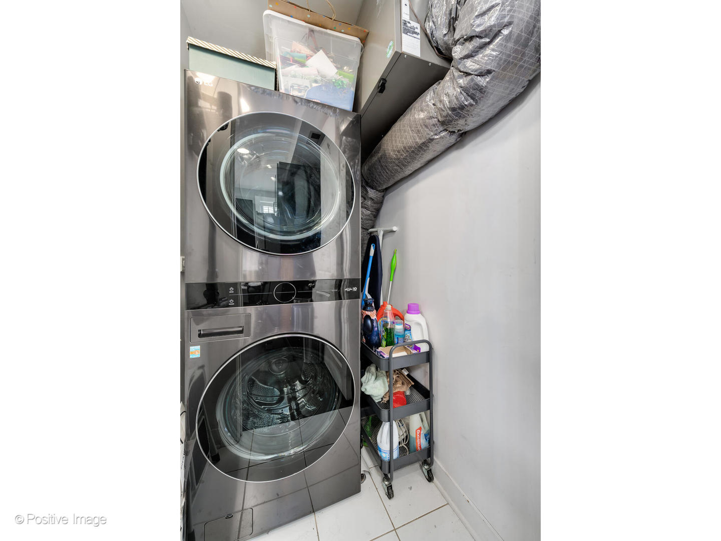 1525 N CLAREMONT Avenue Unit: 2B