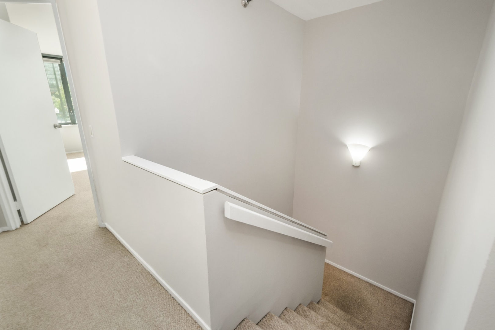 440 N MCCLURG Court Unit: 114