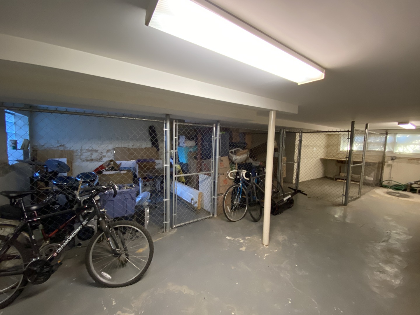 3912 W BYRON Street Unit: 1