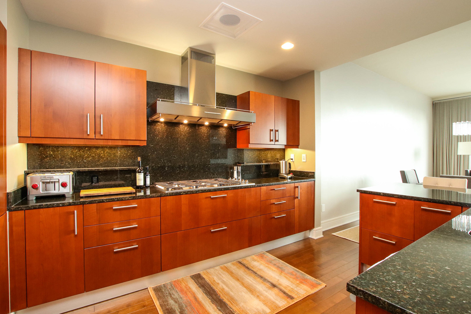 401 N WABASH Avenue Unit: 47I