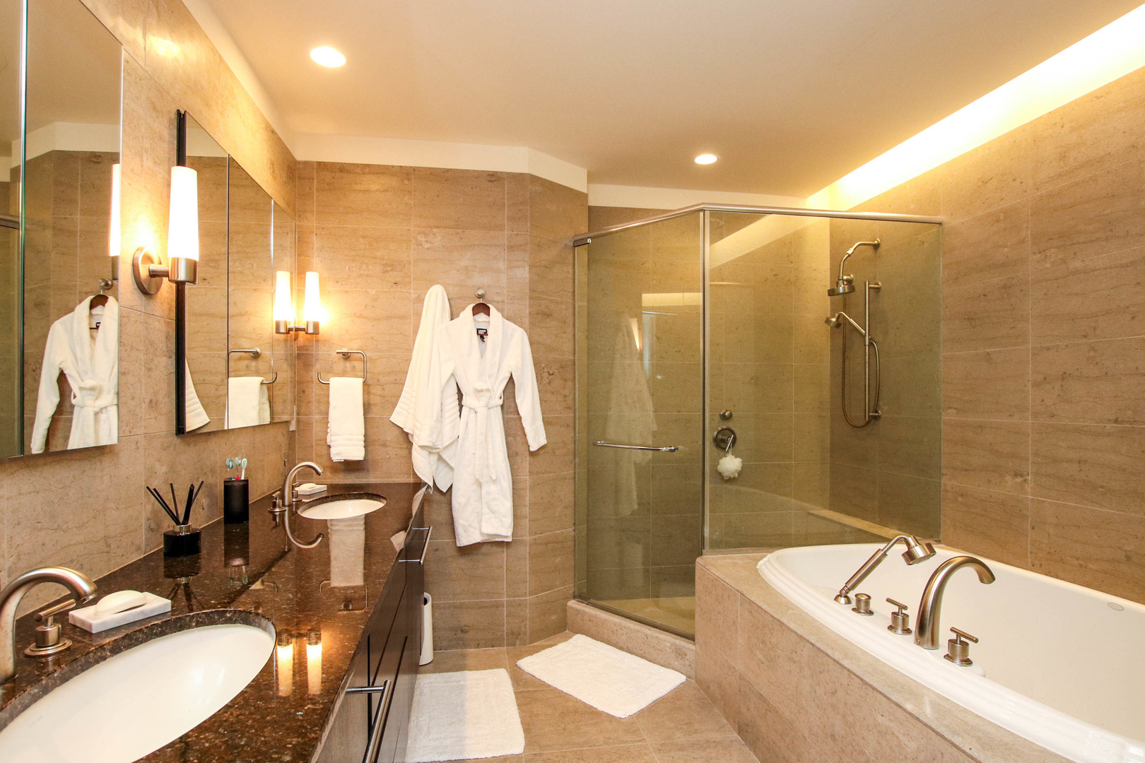 401 N WABASH Avenue Unit: 47I