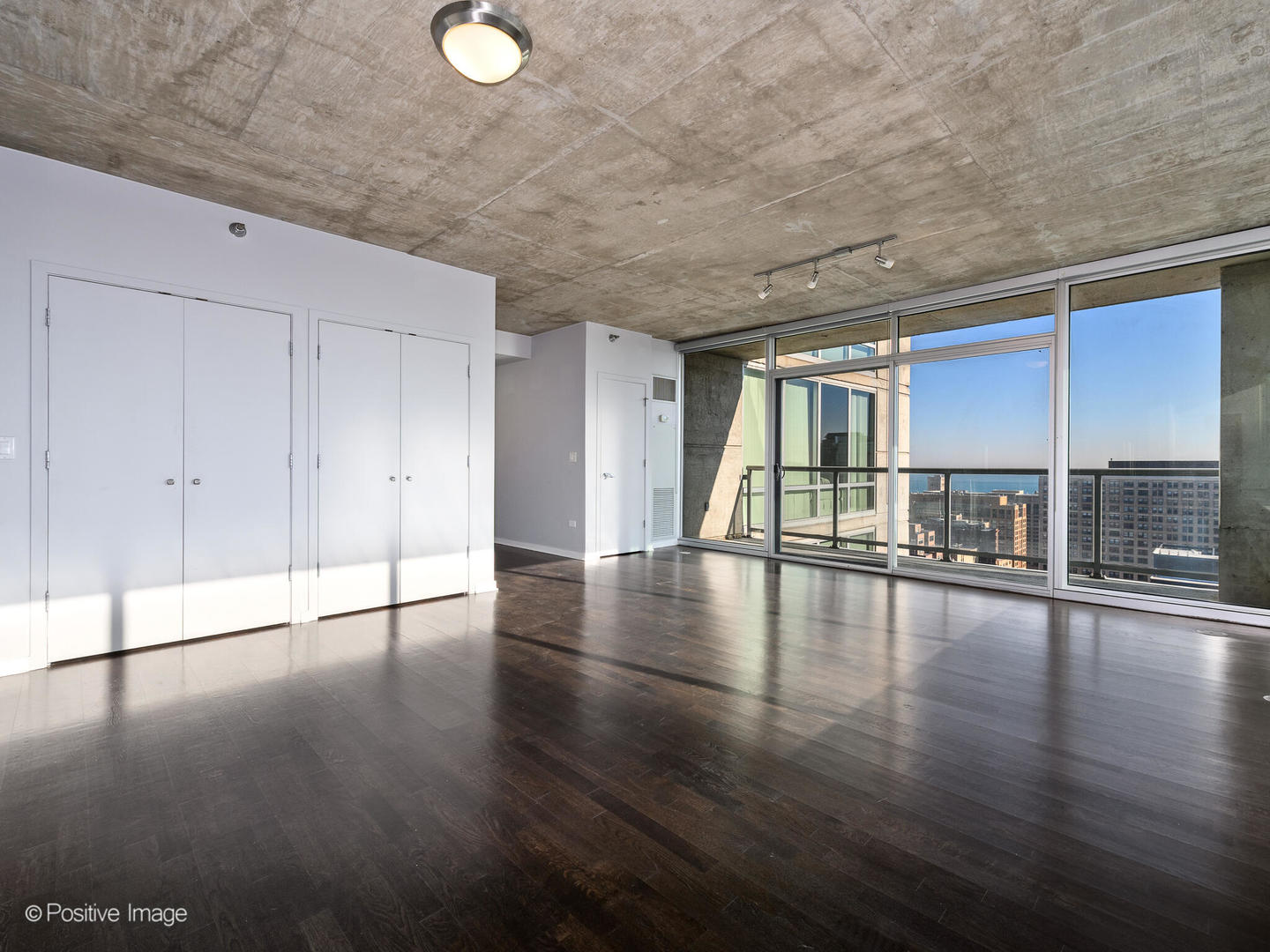 611 S Wells Street Unit: 2907