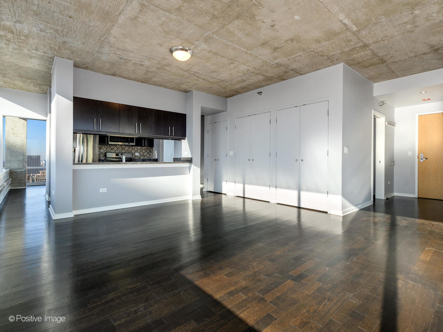611 S Wells Street Unit: 2907