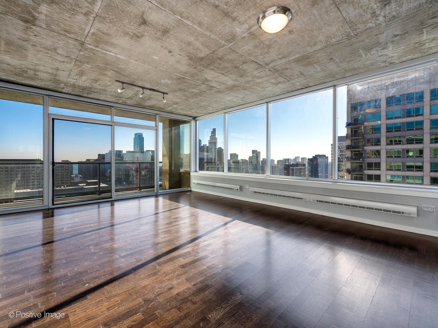 611 S Wells Street Unit: 2907