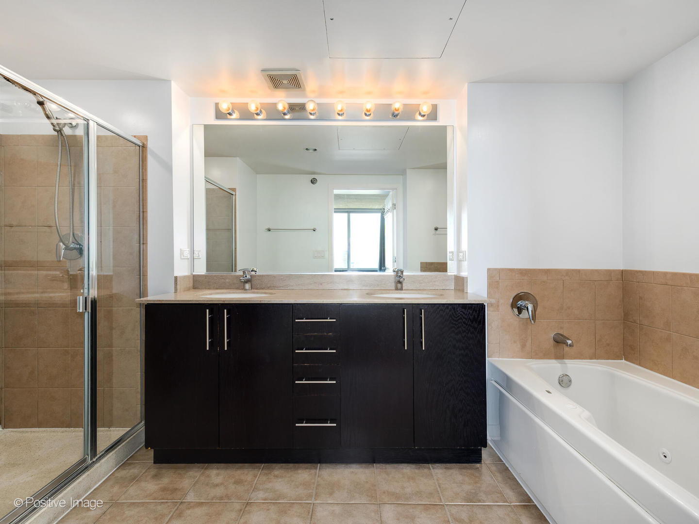 611 S Wells Street Unit: 2907