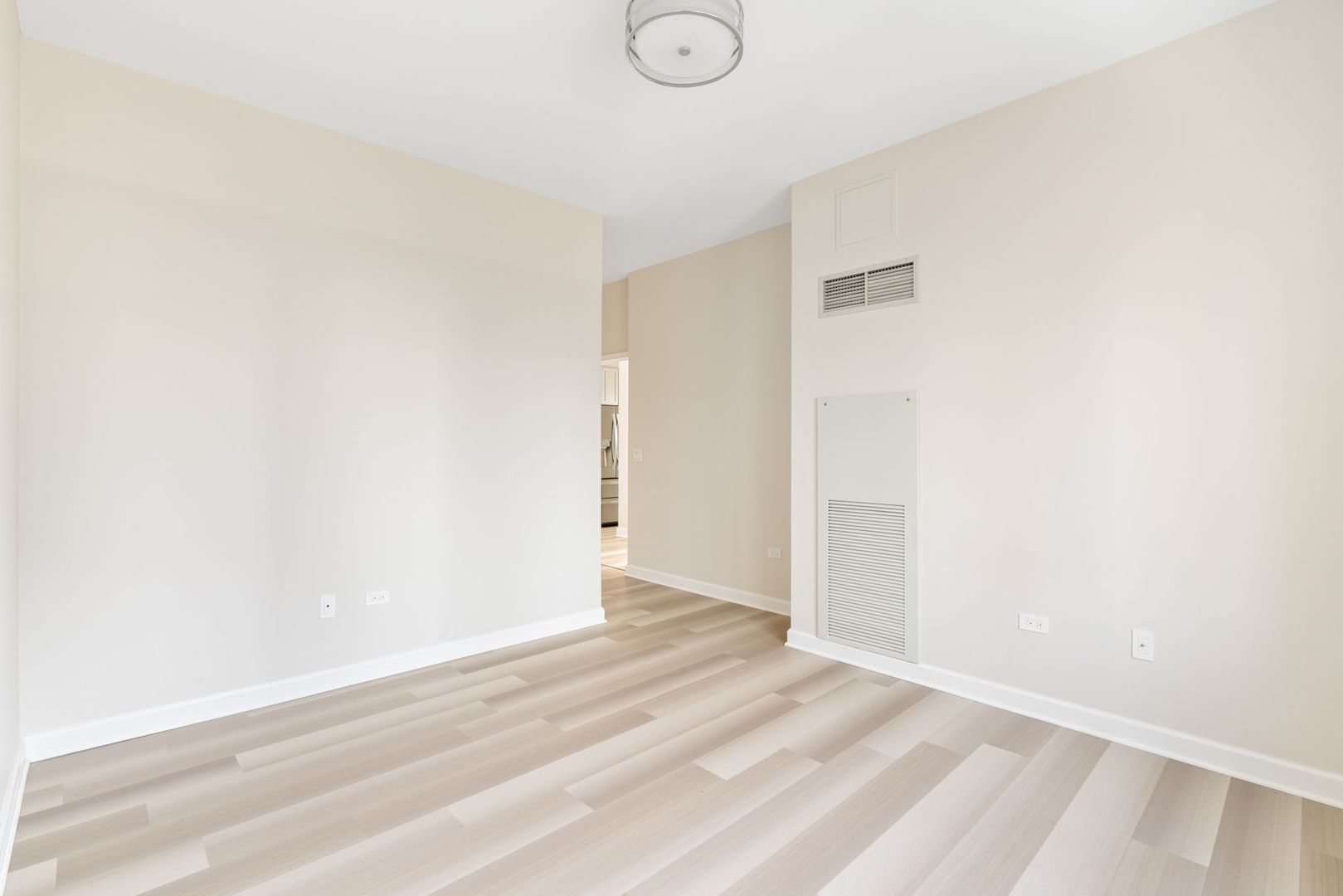 1322 S Prairie Avenue Unit: 1901