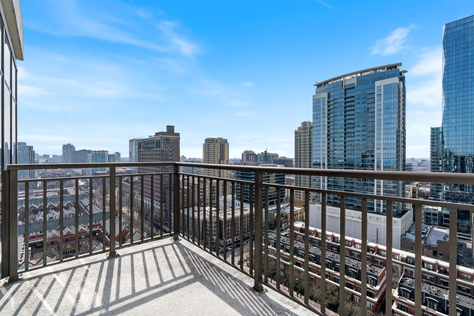 1322 S Prairie Avenue Unit: 1901