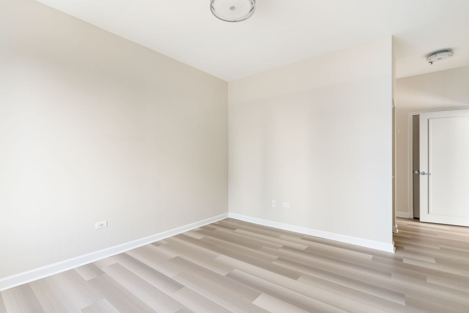 1322 S Prairie Avenue Unit: 1901