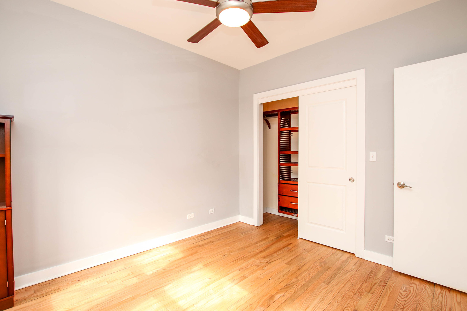 1504 W Roscoe Street Unit: 1W