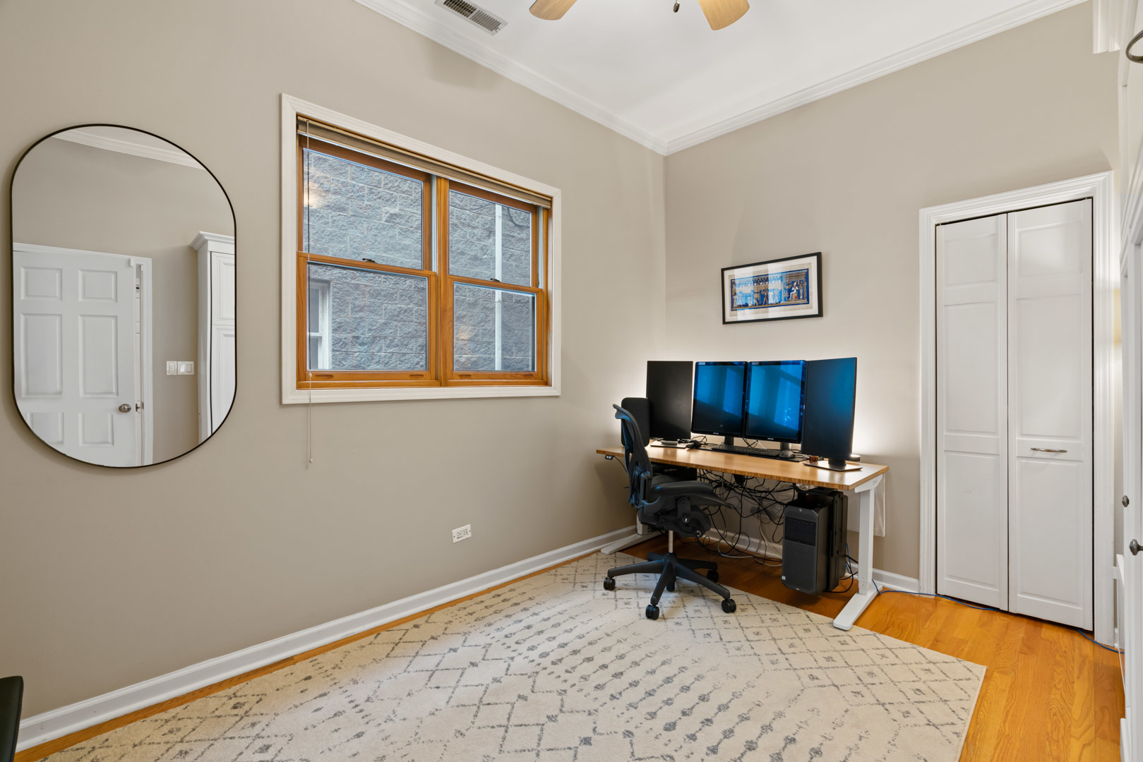 1339 N MOHAWK Street Unit: 2S