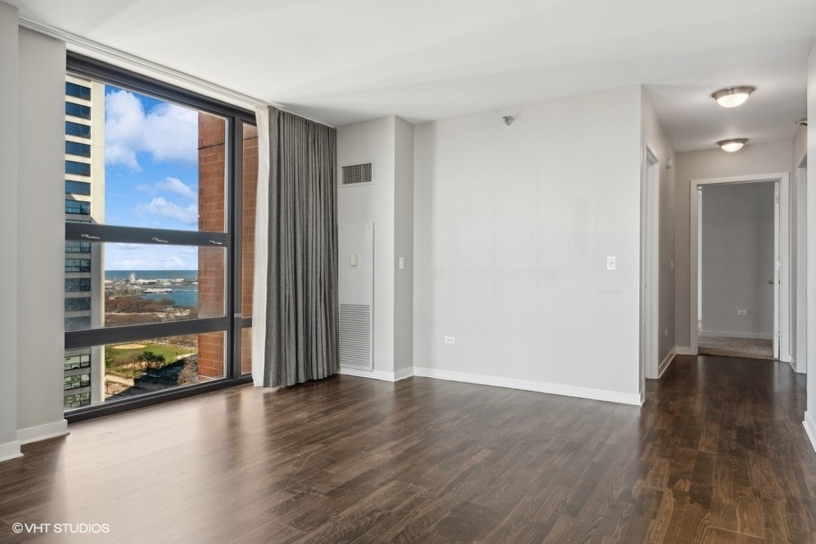 1160 S MICHIGAN Avenue Unit: 3105