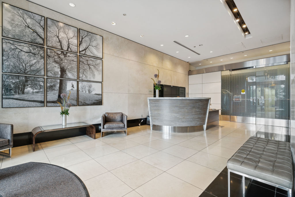 1160 S MICHIGAN Avenue Unit: 3105