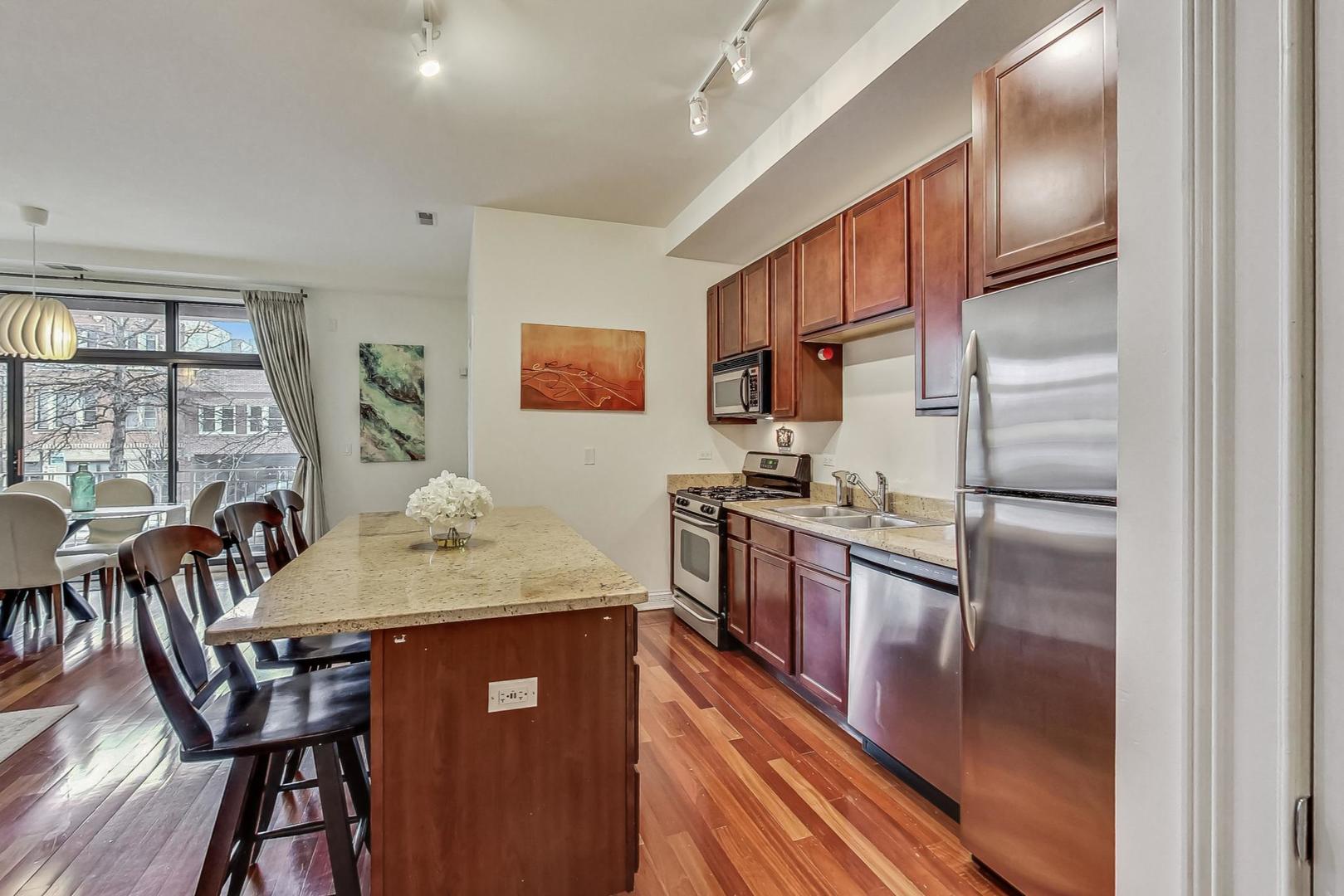 3300 W IRVING PARK Road Unit: G2