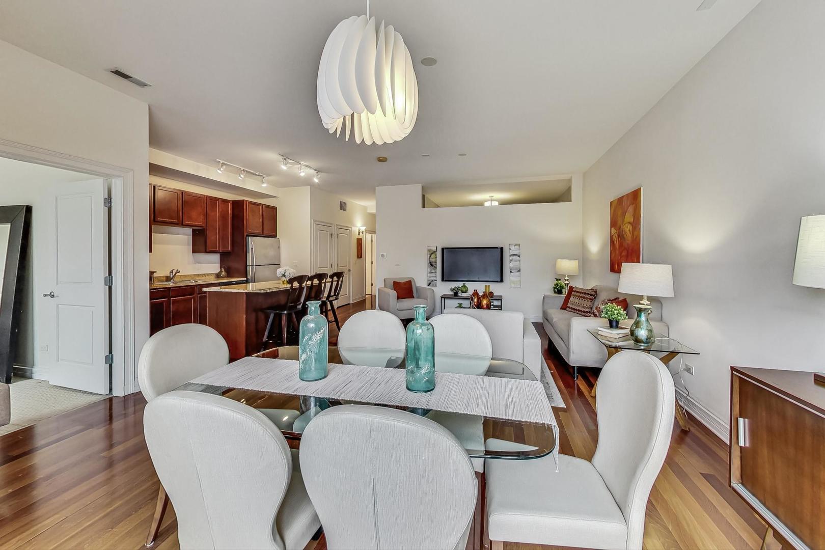 3300 W IRVING PARK Road Unit: G2