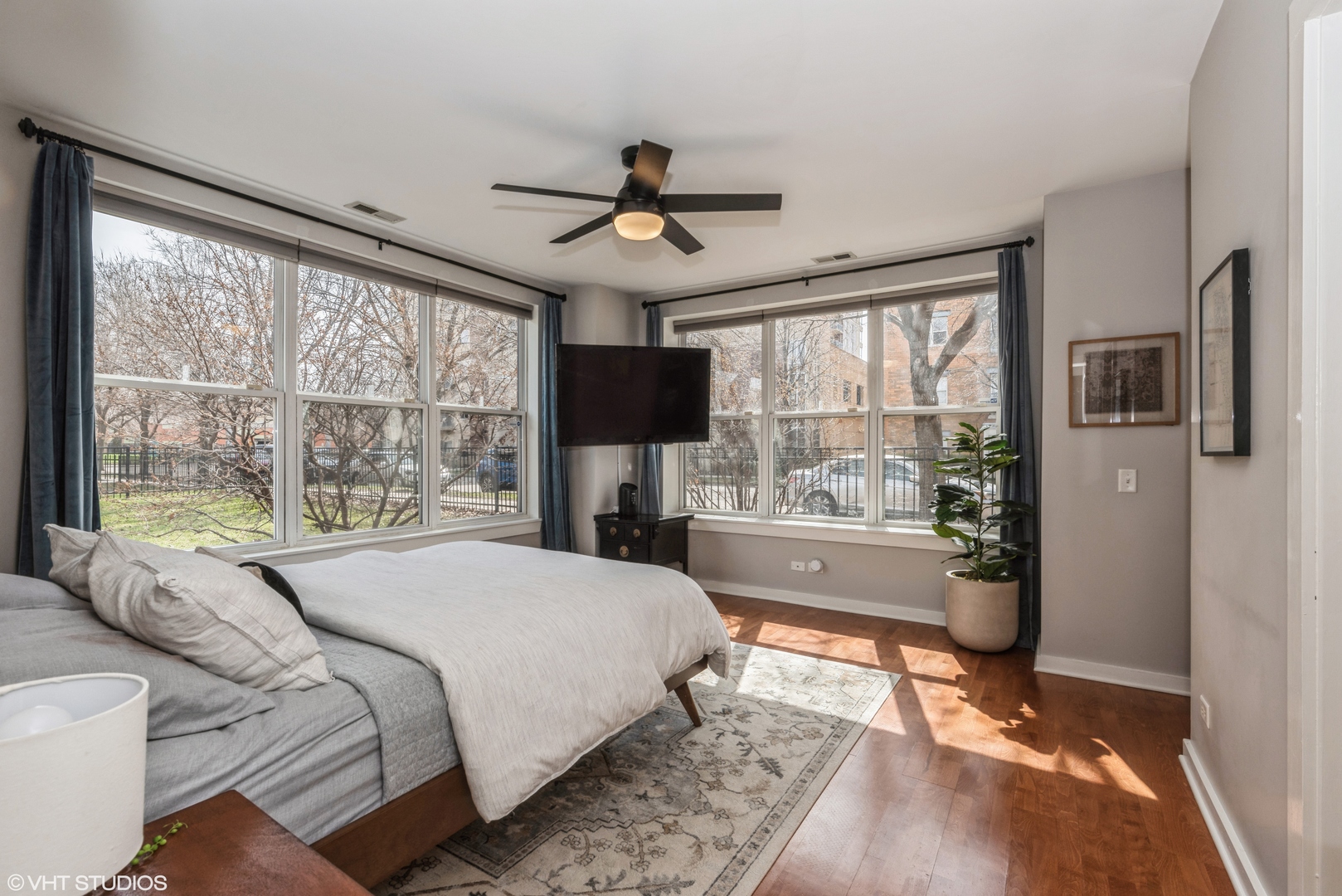 1752 W Maypole Avenue Unit: 101