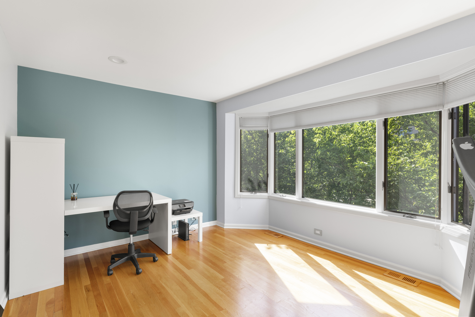 1720 N La Salle Street Unit: 25