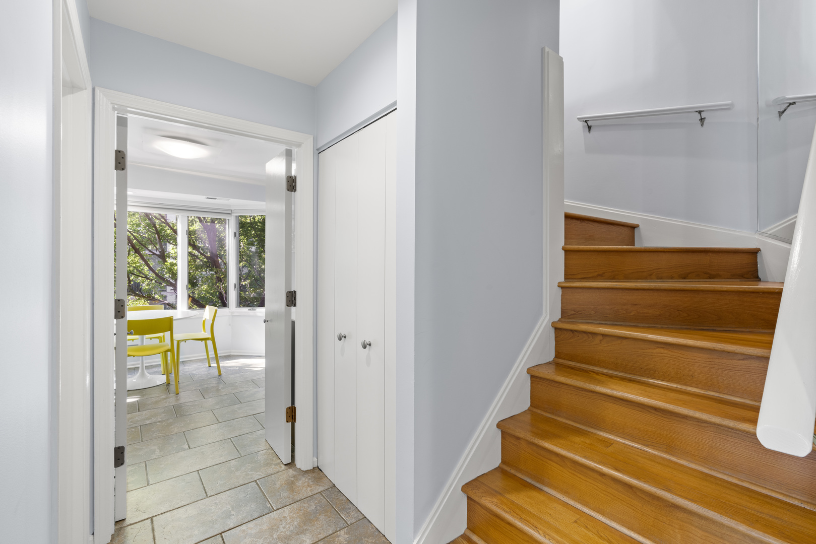 1720 N La Salle Street Unit: 25