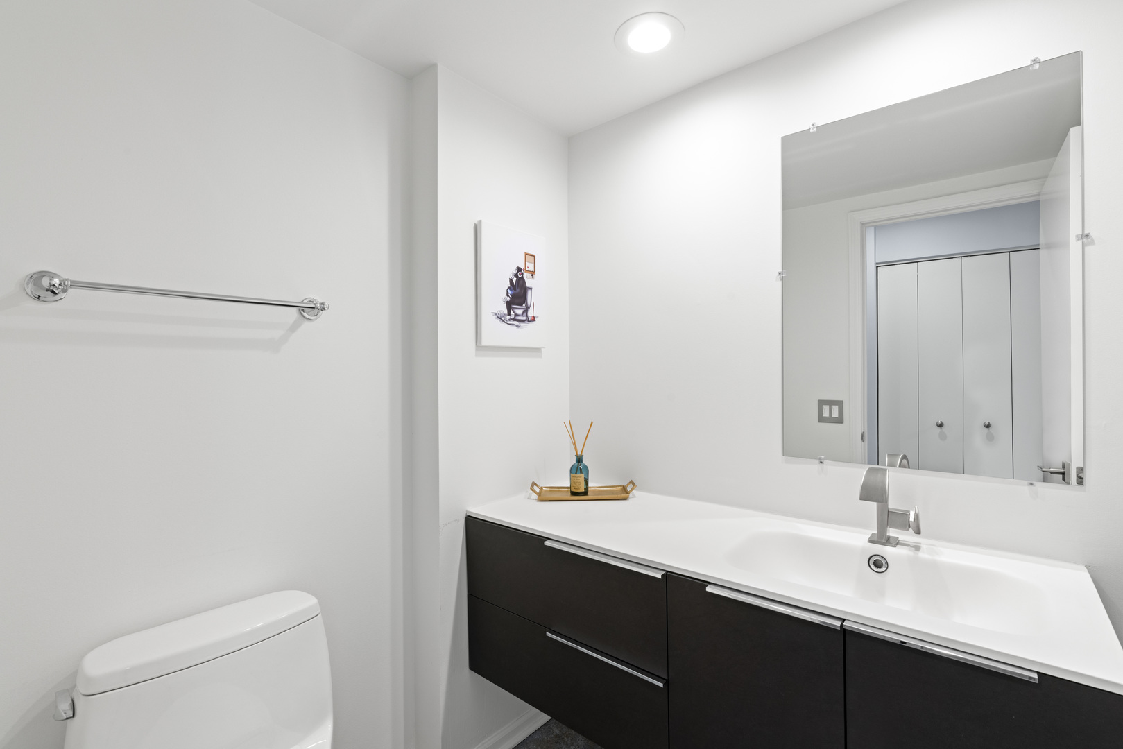 1720 N La Salle Street Unit: 25