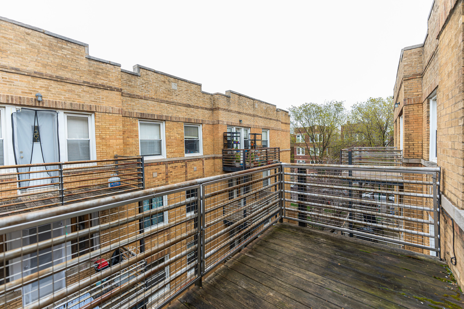 4604 N MONTICELLO Avenue Unit: 3E