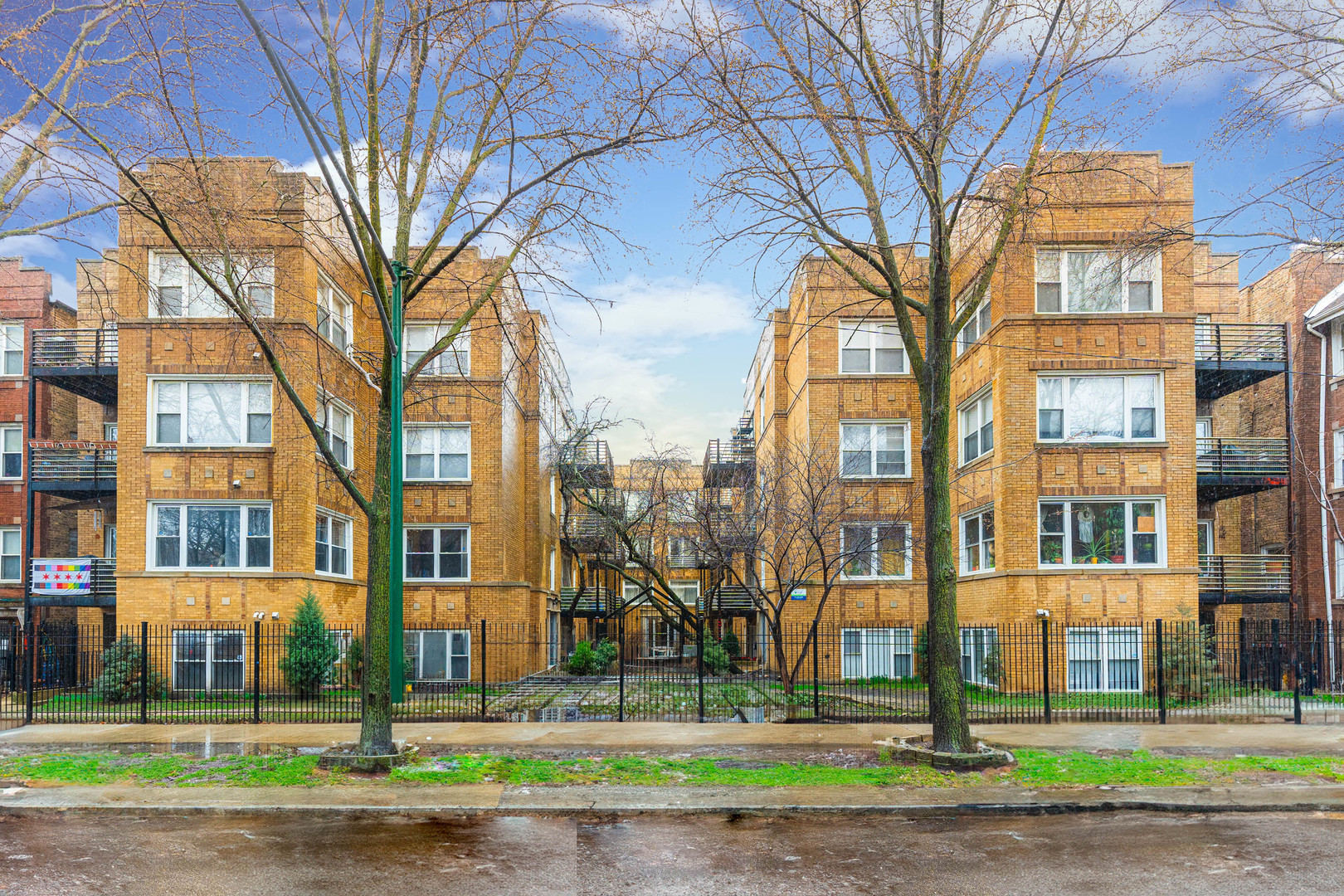 4604 N MONTICELLO Avenue Unit: 3E