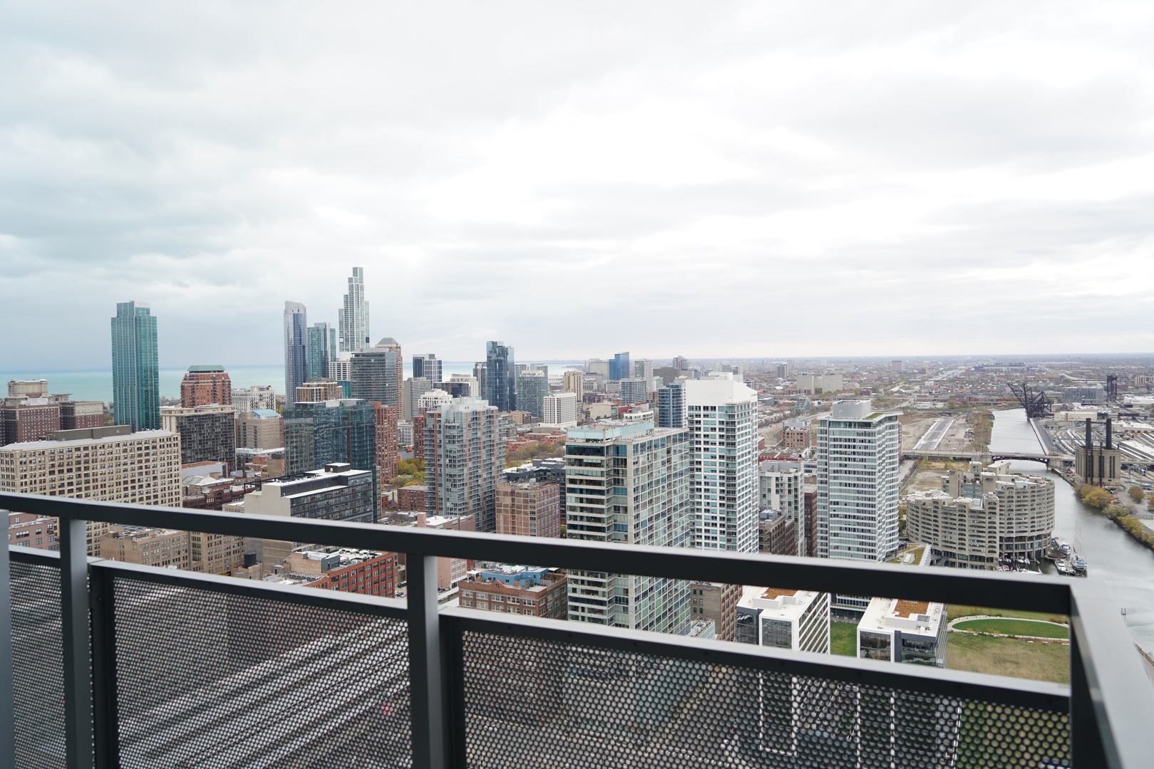 235 W VAN BUREN Street Unit: 4009