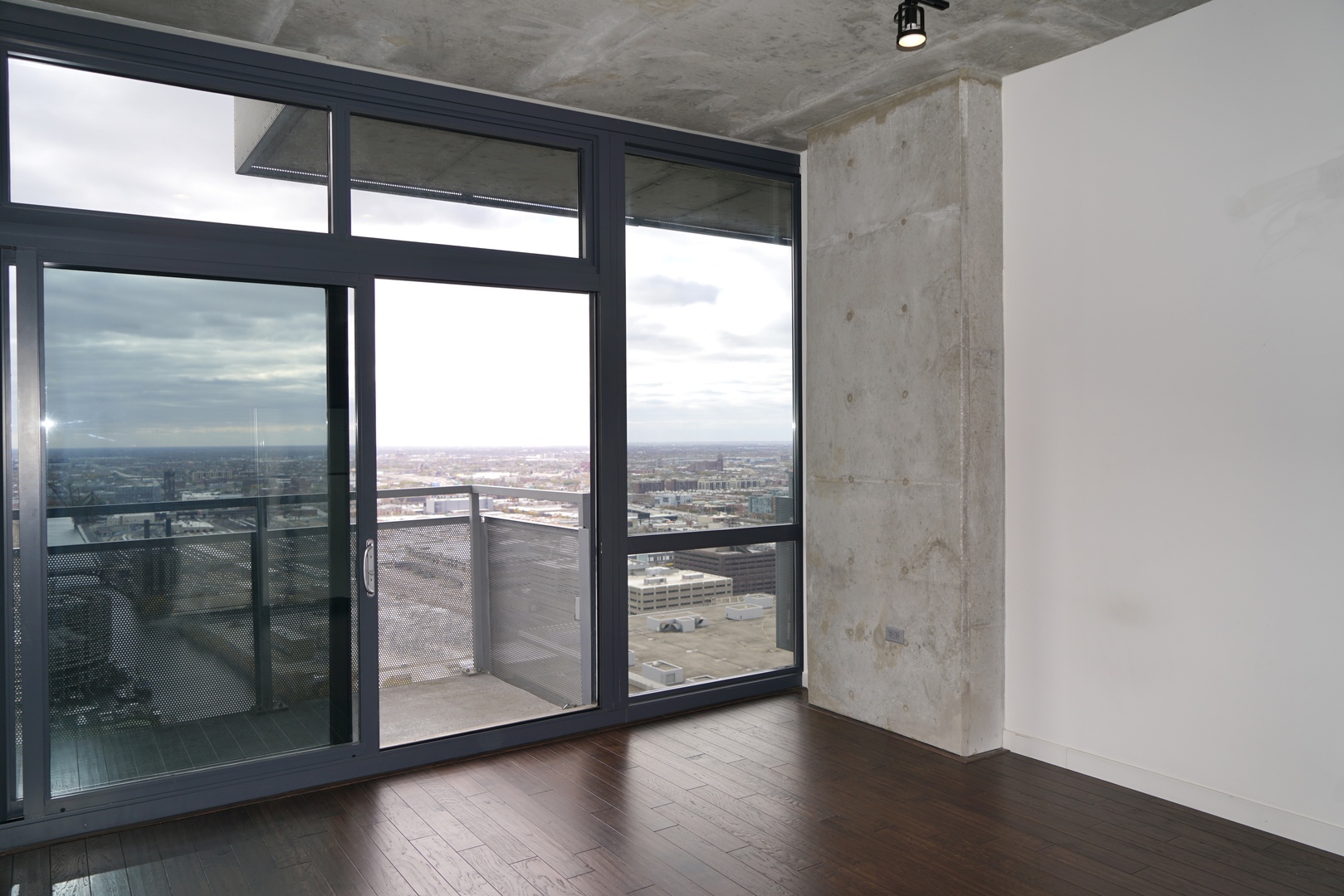 235 W VAN BUREN Street Unit: 4009