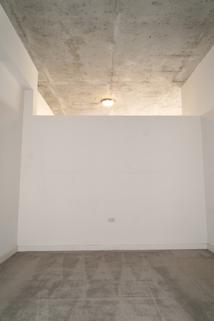 235 W VAN BUREN Street Unit: 4009