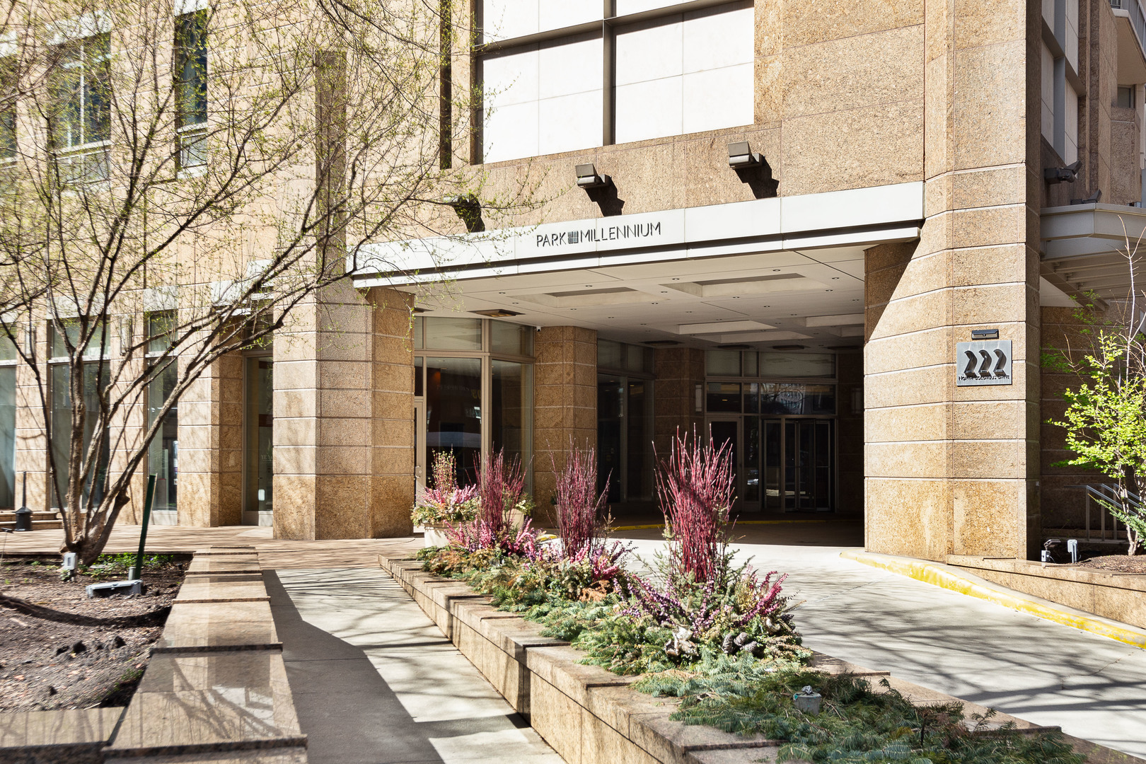 222 N Columbus Drive Unit: 2108