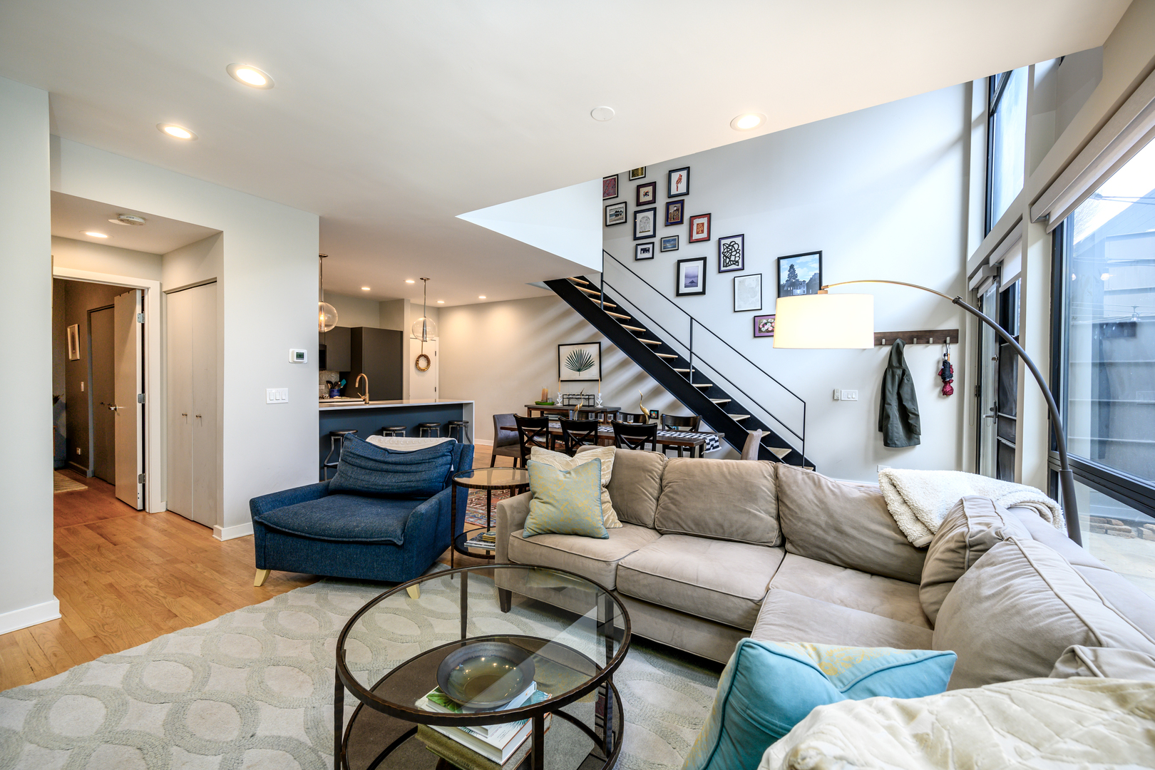 919 N Wolcott Avenue Unit: 104