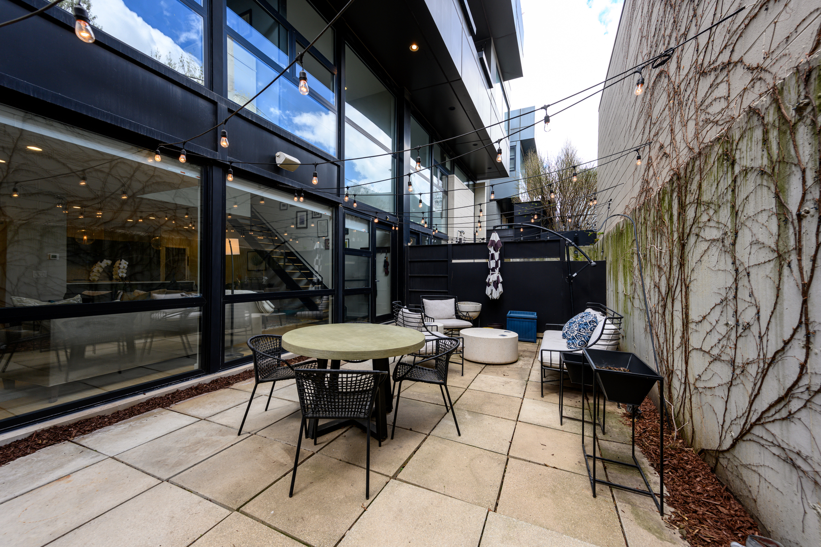 919 N Wolcott Avenue Unit: 104
