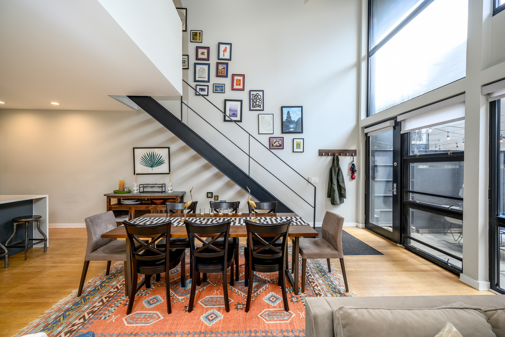 919 N Wolcott Avenue Unit: 104