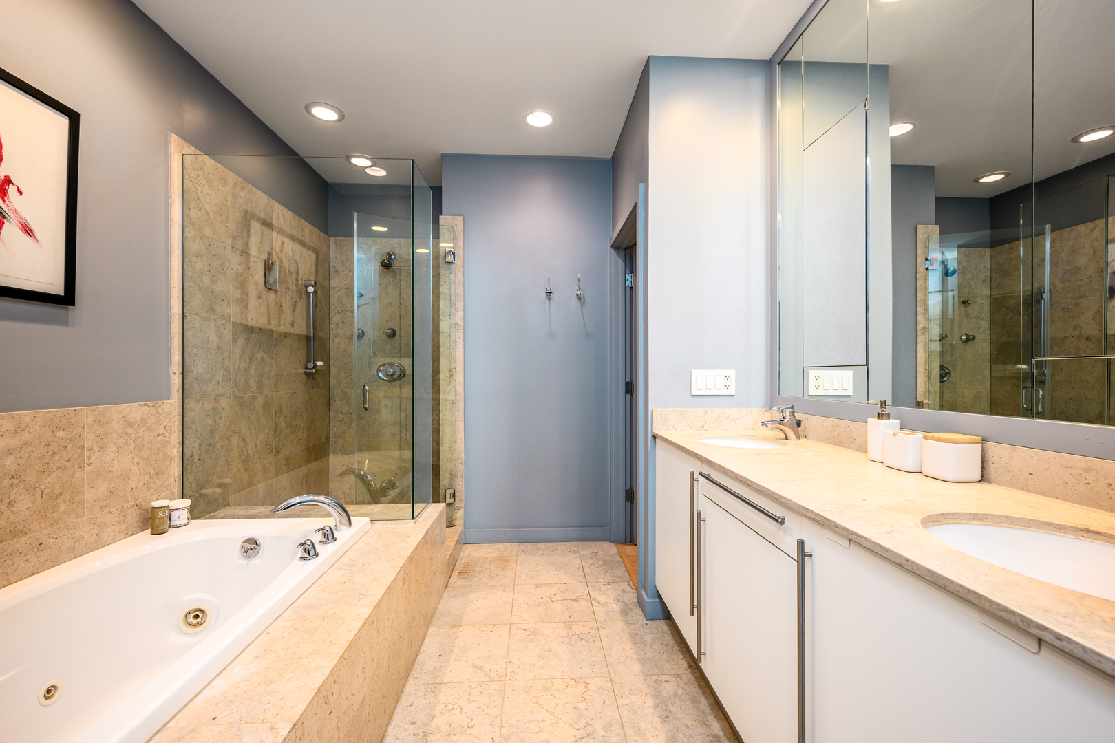 919 N Wolcott Avenue Unit: 104