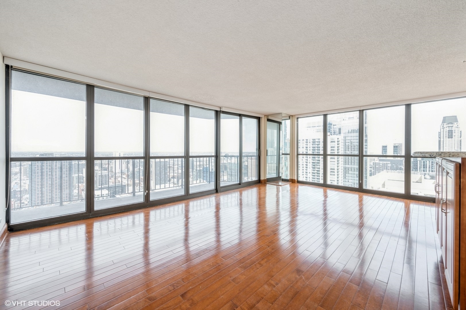 10 E ONTARIO Street Unit: 4606