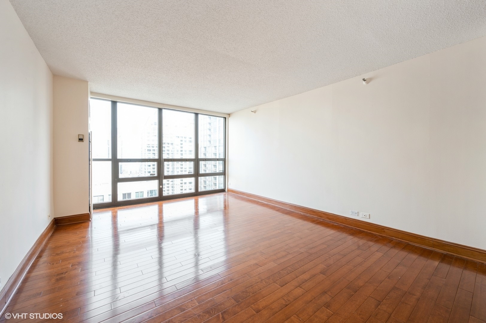 10 E ONTARIO Street Unit: 4606