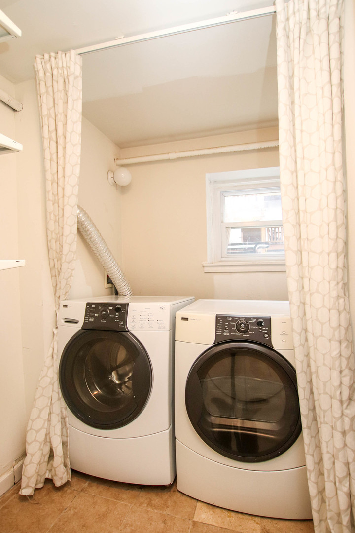 5922 N Magnolia Avenue Unit: 1S