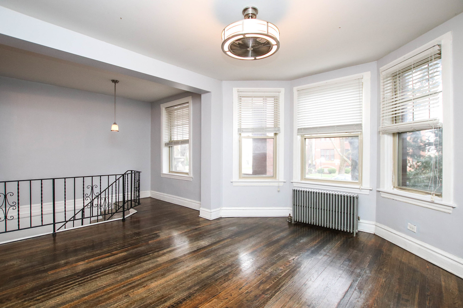 5922 N Magnolia Avenue Unit: 1S