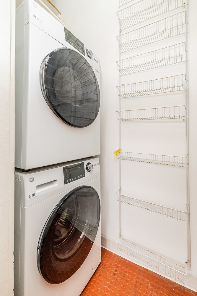 1135 W Webster Avenue Unit: 8