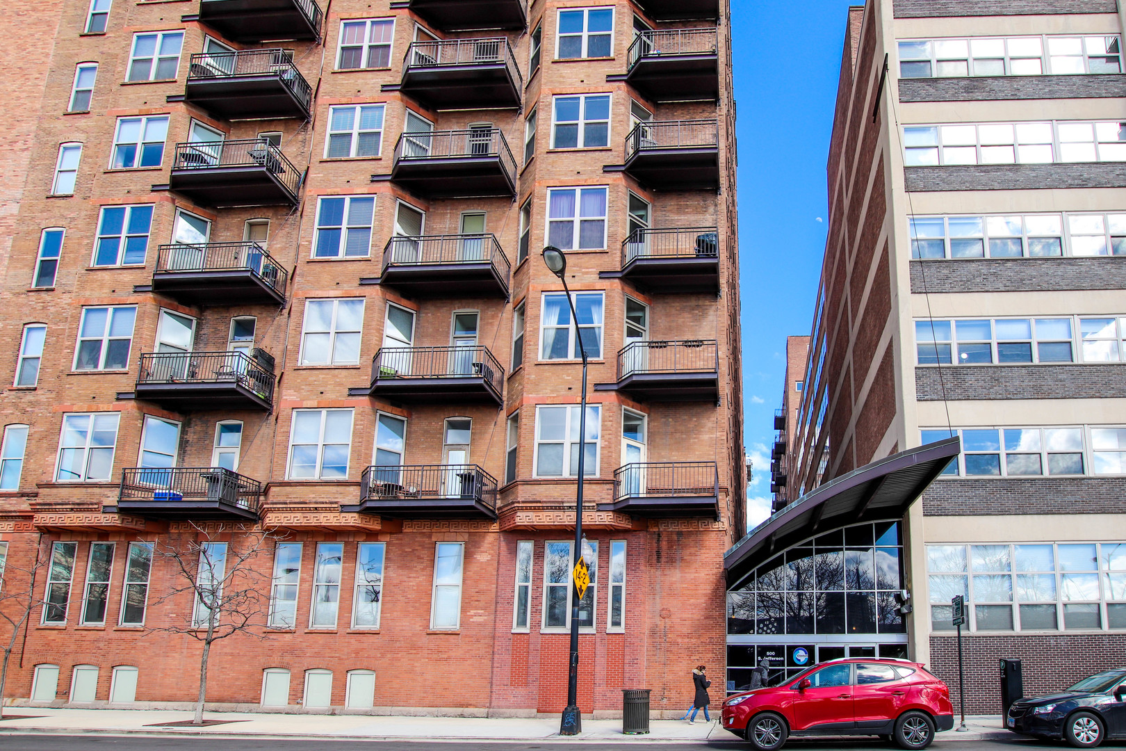 500 S CLINTON Street Unit: 311