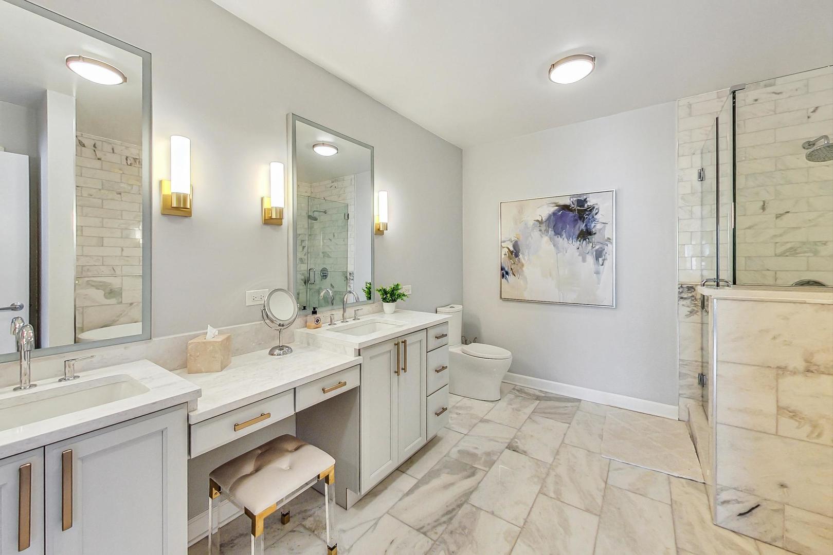 450 E WATERSIDE Drive Unit: 2409