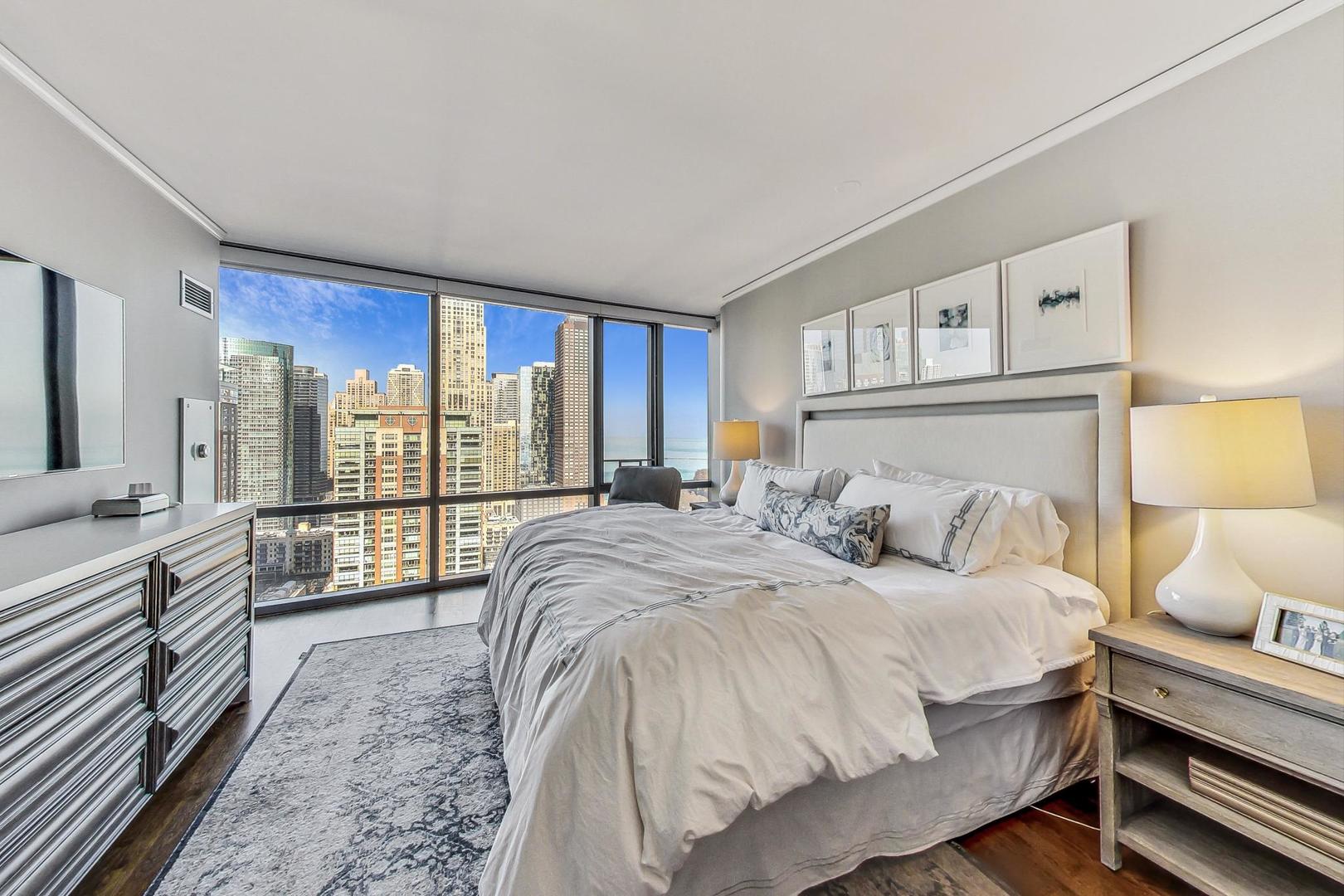 450 E WATERSIDE Drive Unit: 2409