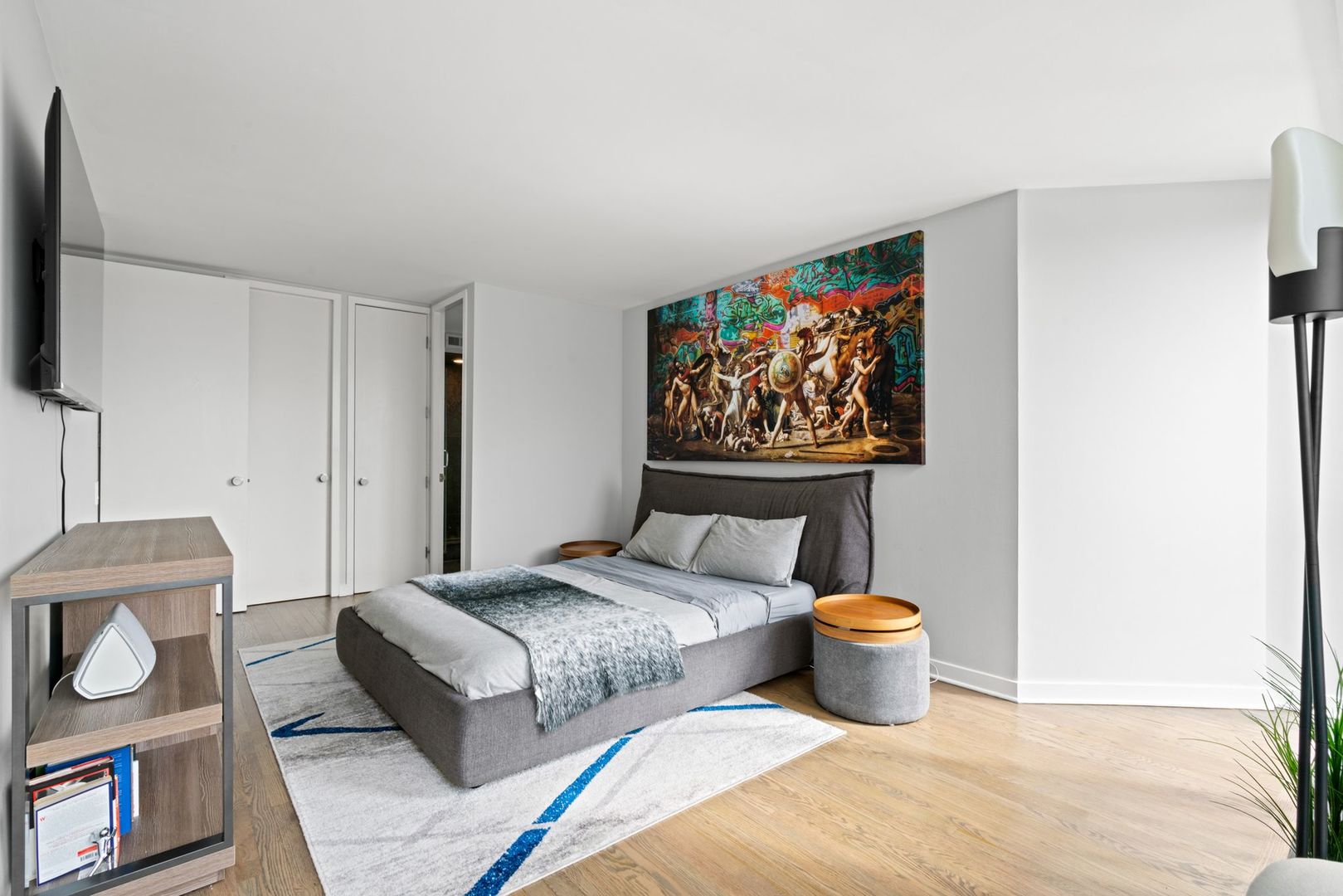 345 W Fullerton Parkway Unit: 2106