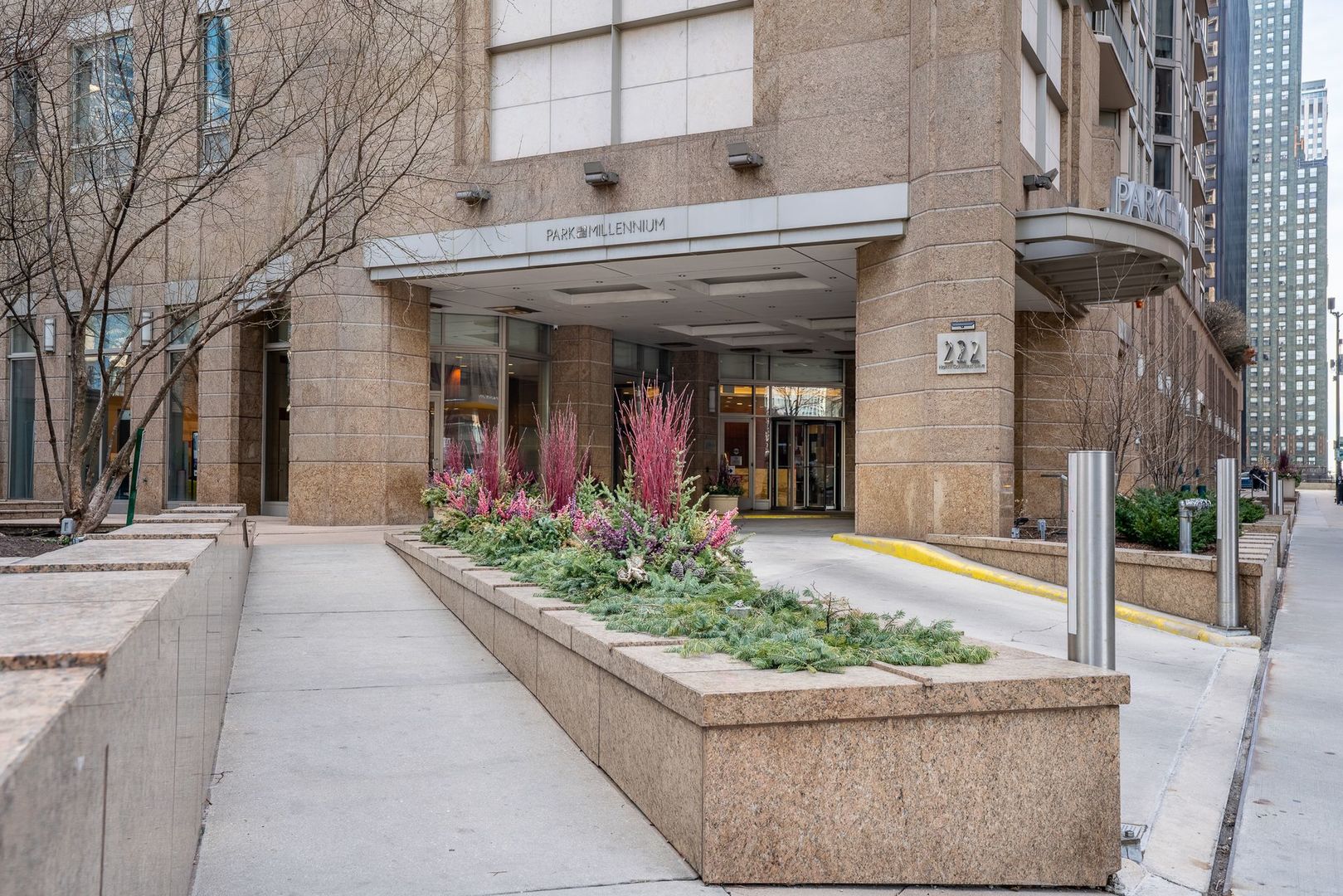 222 N Columbus Drive Unit: 2510