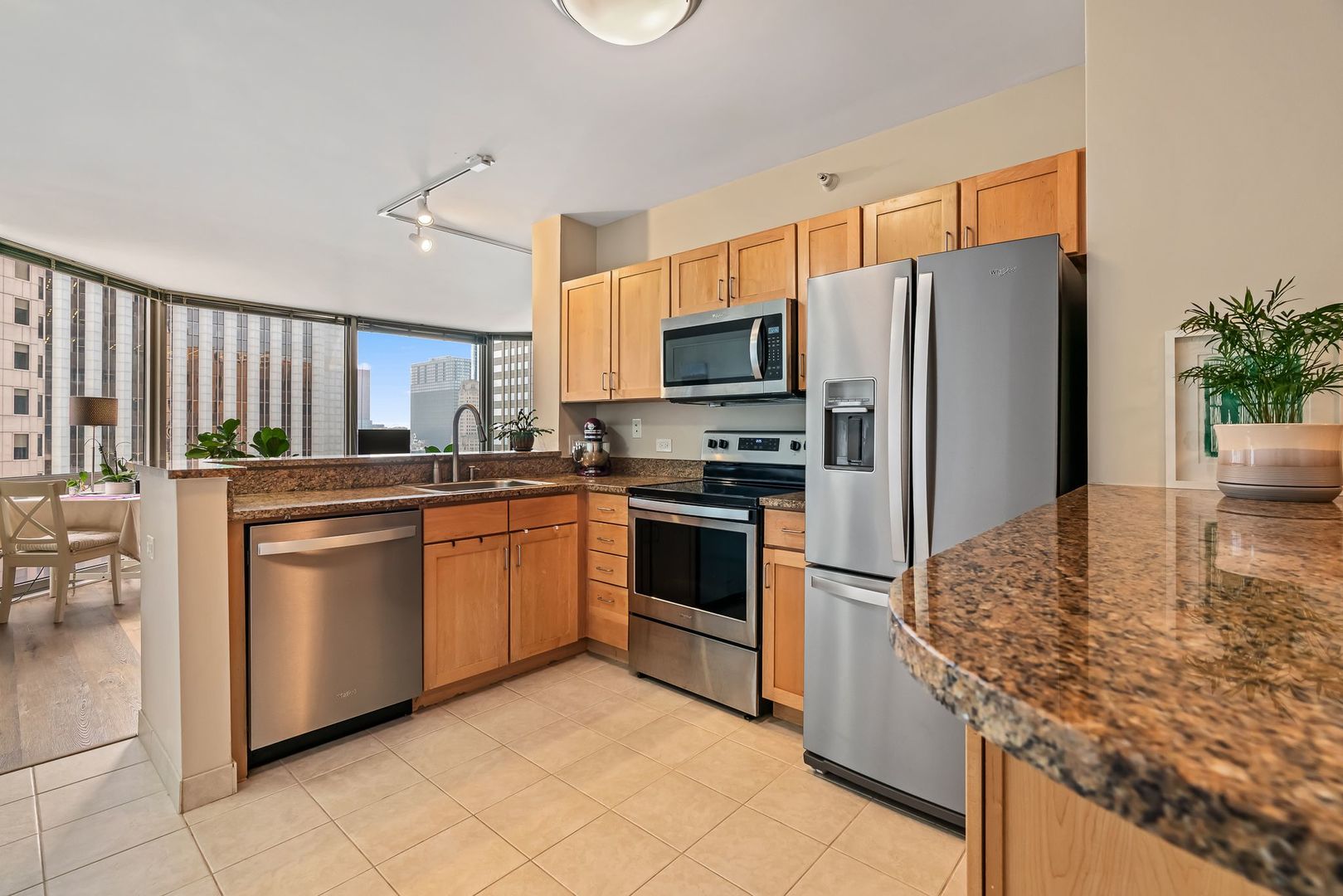 222 N Columbus Drive Unit: 2510