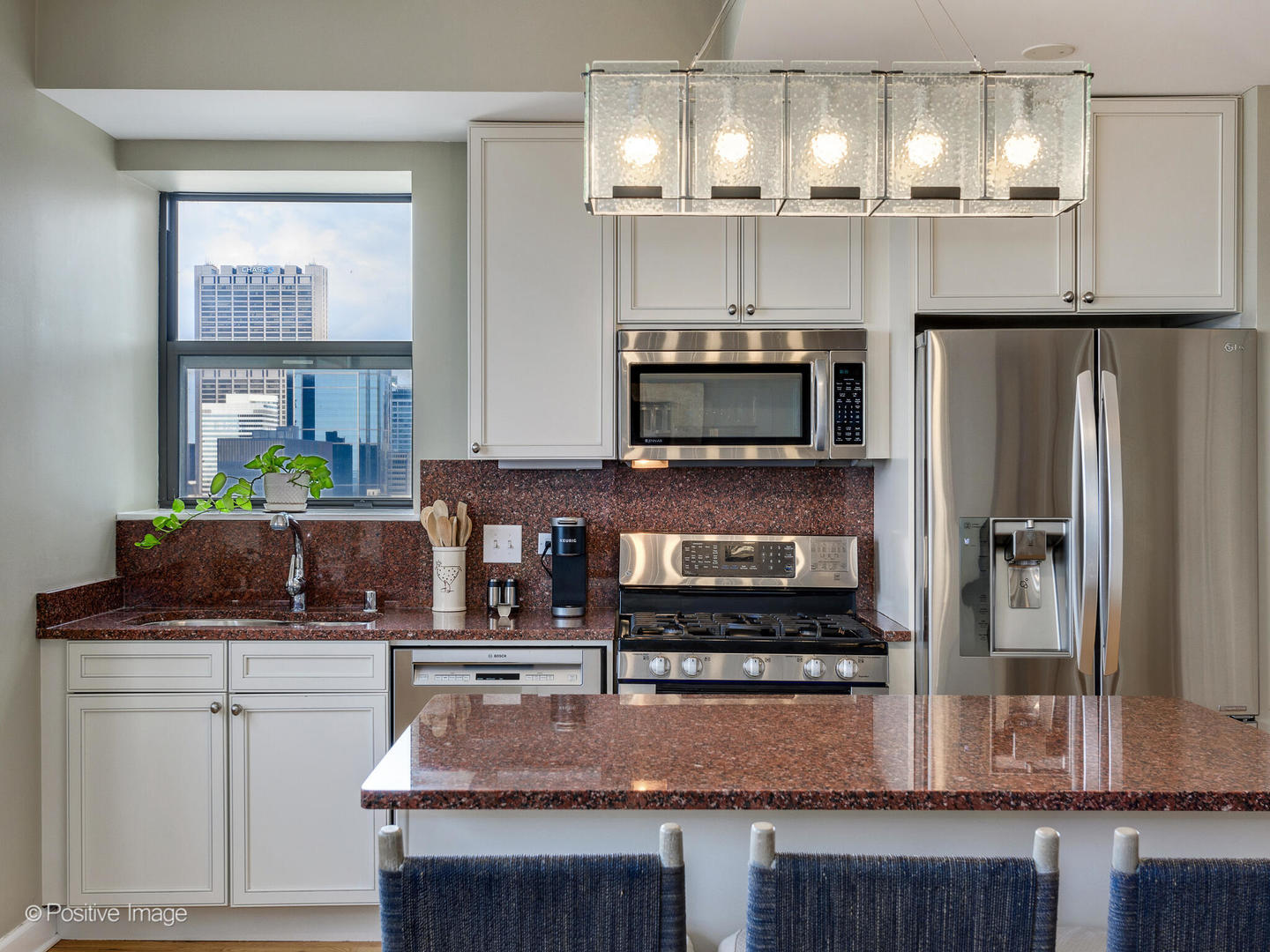 41 E 8TH Street Unit: 3305