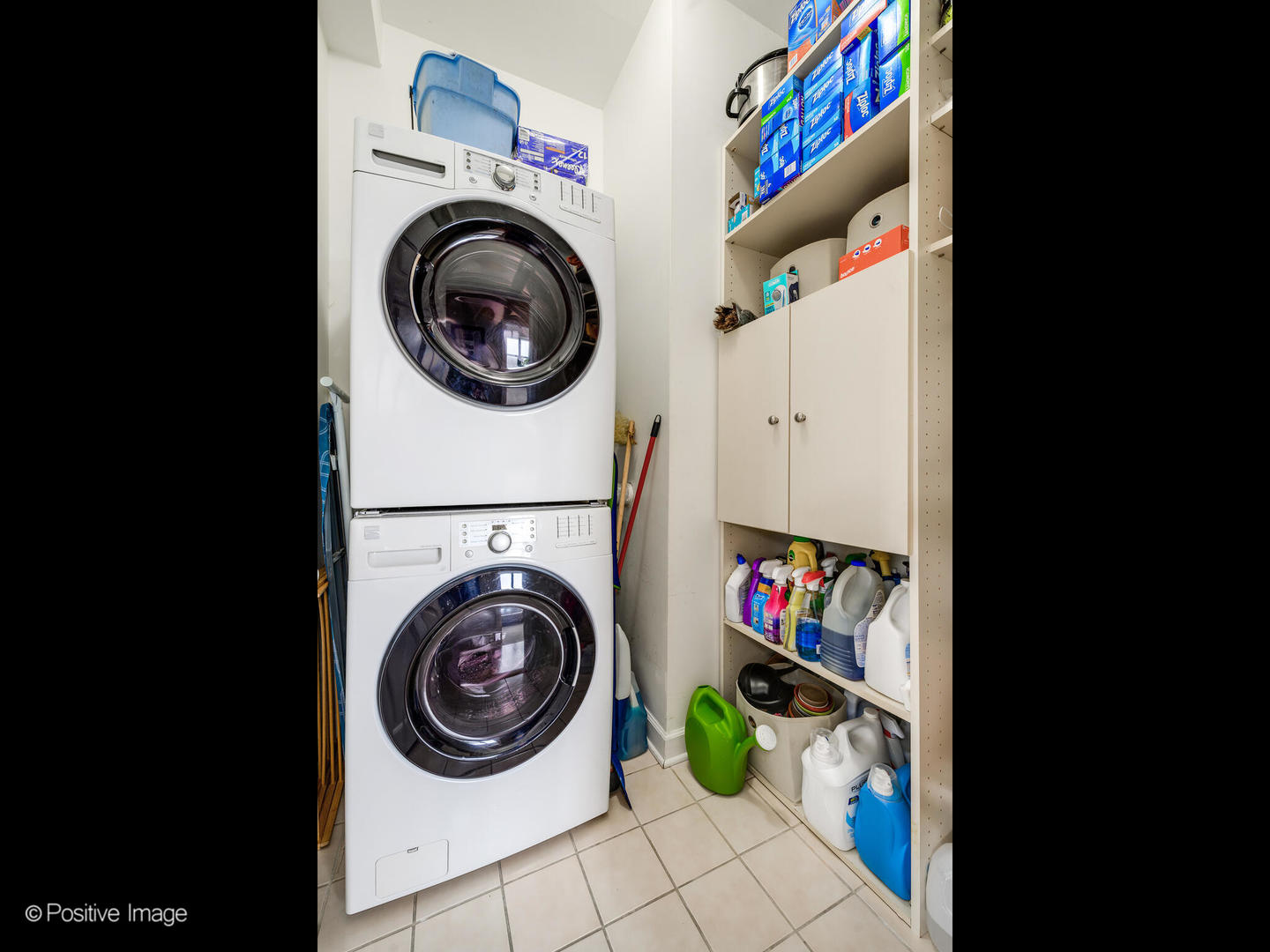 41 E 8TH Street Unit: 3305