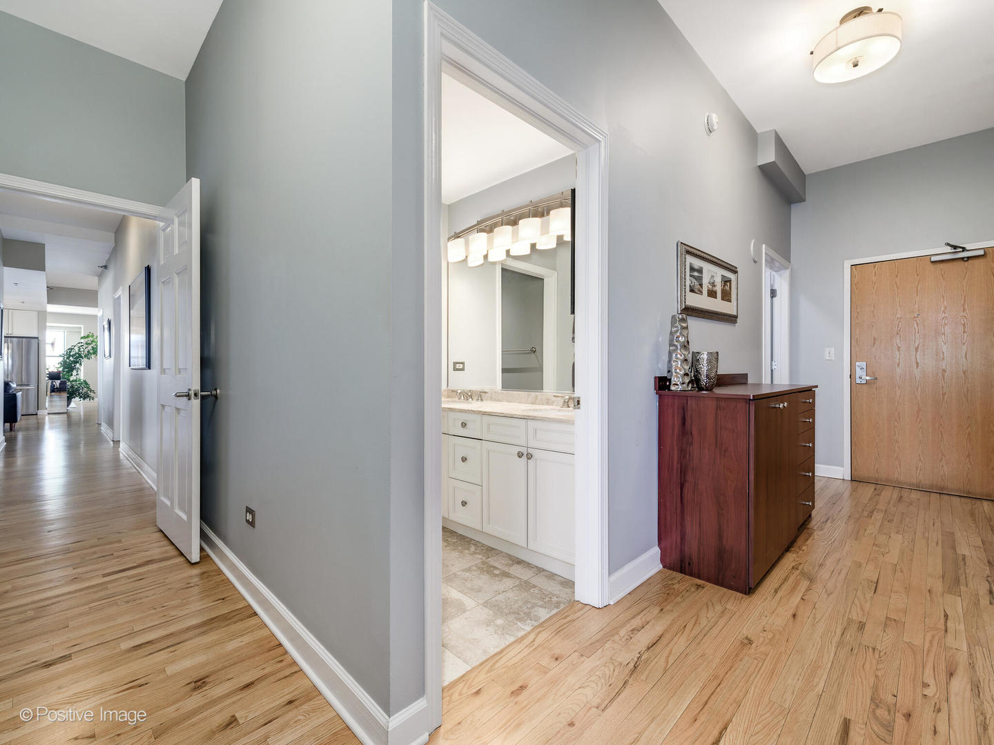 41 E 8TH Street Unit: 3305