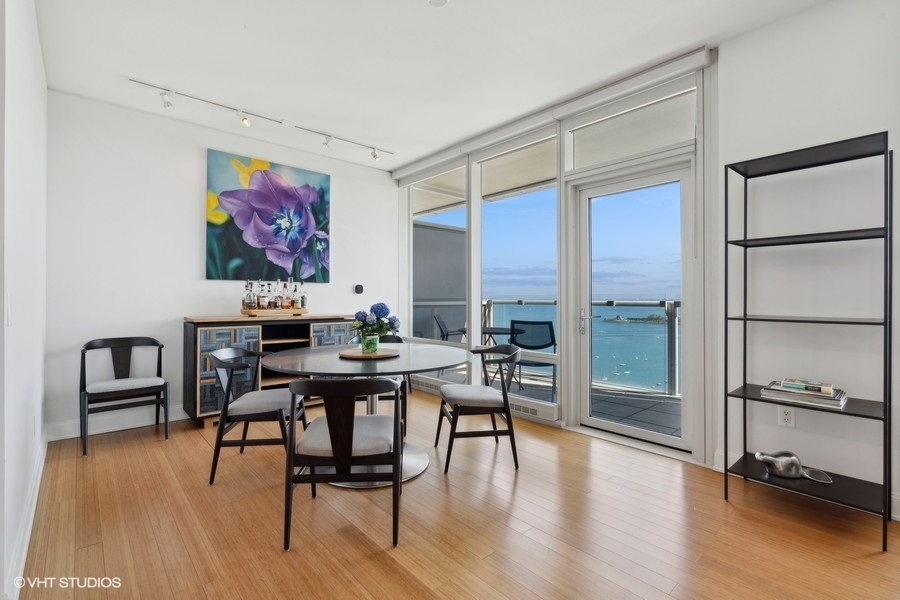 340 E RANDOLPH Street Unit: 3603