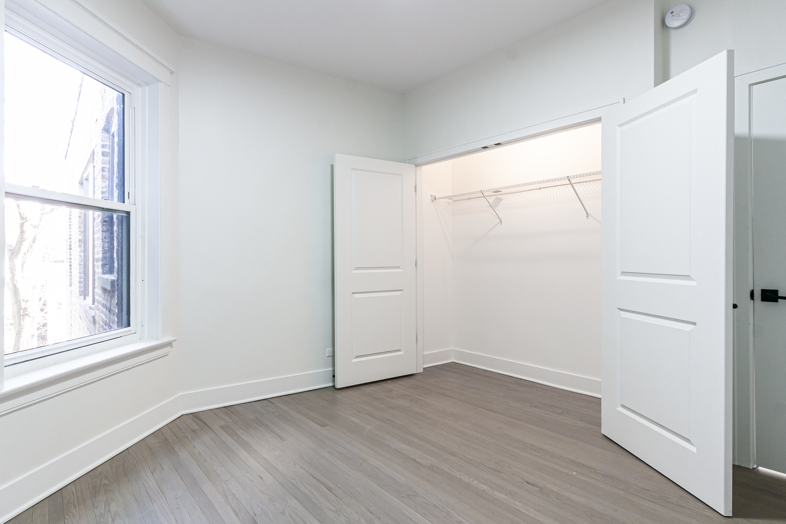 6341 N Wayne Avenue Unit: 3N