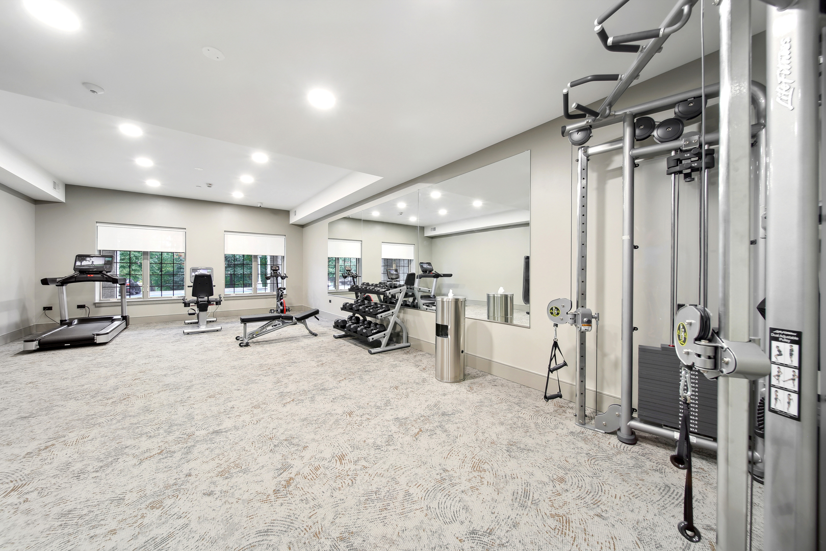 1850 Amberley Court Unit: 101